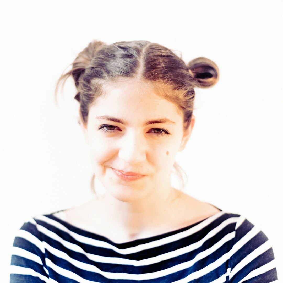 Professional portrait of an Argentine woman culture editor