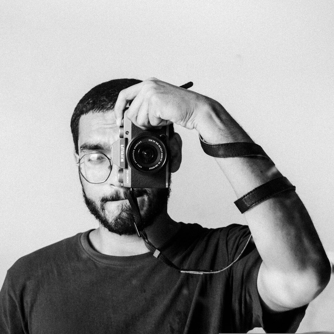 Professional portrait of an Argentine man photographer